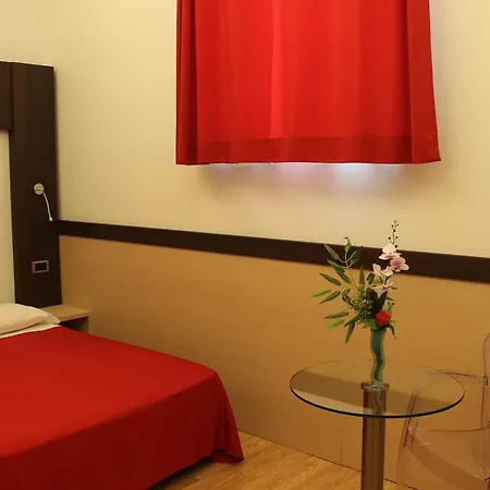 Louisiana Hotel *