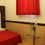 Louisiana Hotel *