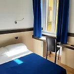 Louisiana Hotel